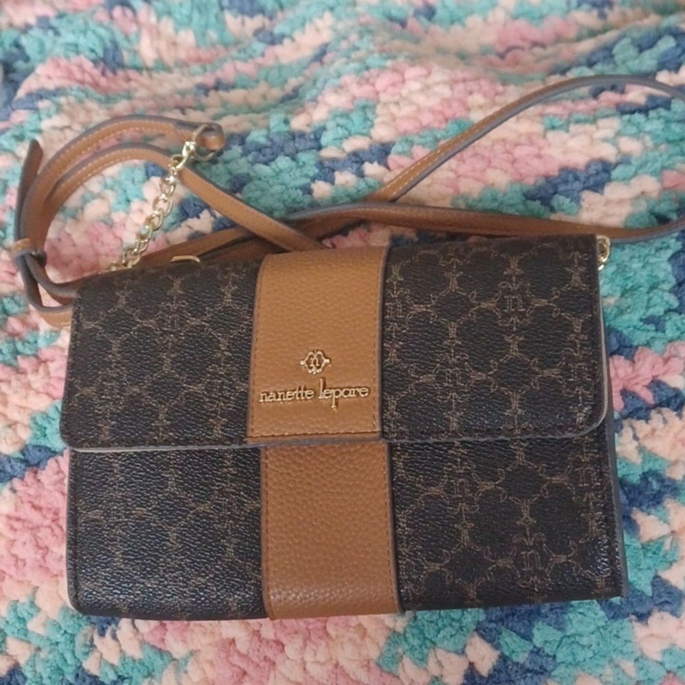 NANETTE LEPORE LOGO CROSSBODY WALLET & PHONE, CHAIN BAG PURSE, EUC, 7.5x5x1.5